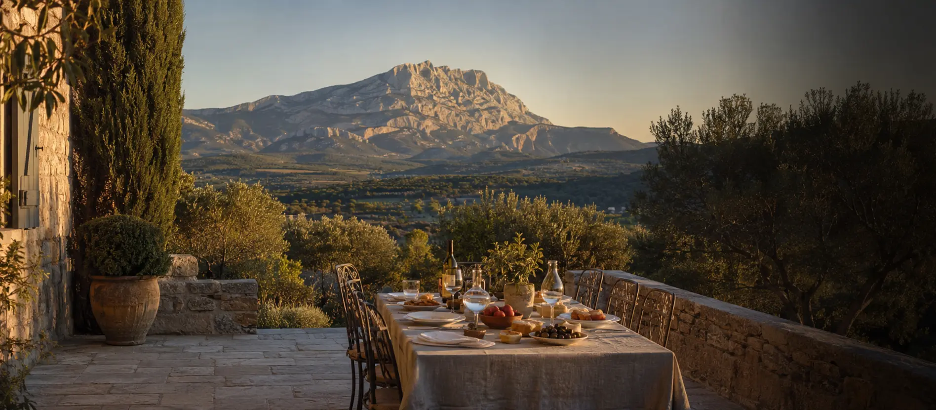An elegant table overlooking the Provençal landscape